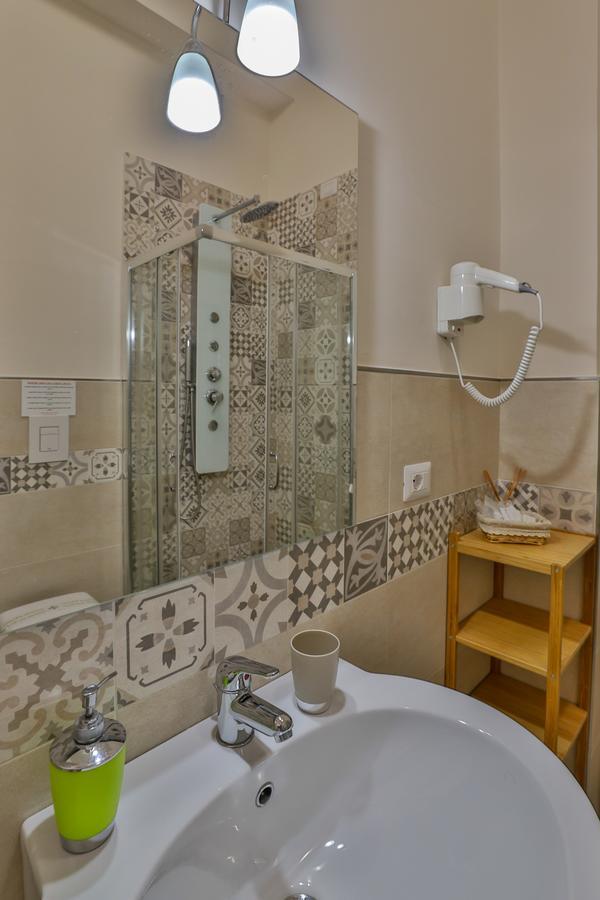 Residenza Eleonora Bed and Breakfast Salerno Buitenkant foto