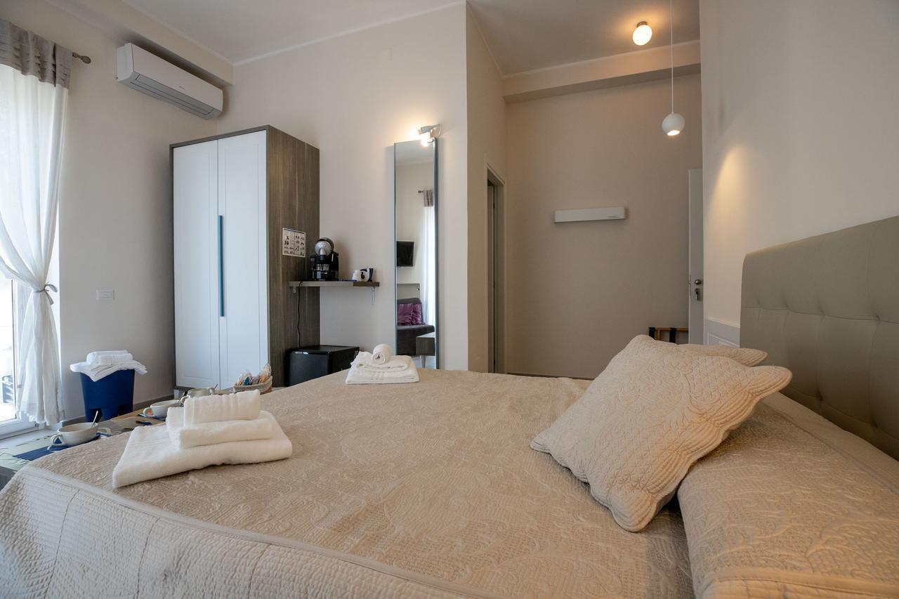 Residenza Eleonora Bed and Breakfast Salerno Buitenkant foto